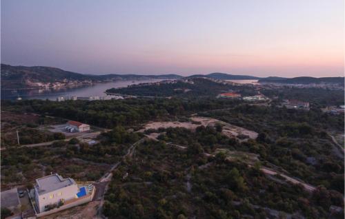 Six-Bedroom Holiday Home In Rogoznica, Rogoznica (photo 7)