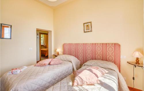 Four-Bedroom Holiday Home image 7