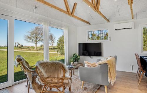 Amazing Home In Storvorde With Sauna in Hals