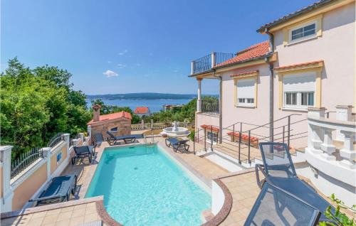 Amazing Home In Dramalj