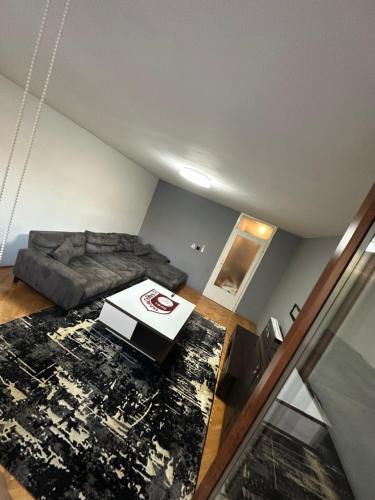 Stan na dan Daris Stan na dan Daris