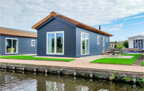 . Beautiful Home In Giethoorn With Wifi