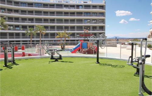 Two-Bedroom Apartment in Elche - main image