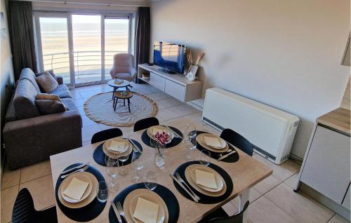 Two-Bedroom Apartment image 9