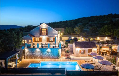 Viesnīcas āriene, Stunning Home In Lovrec With Sauna in Tijarica