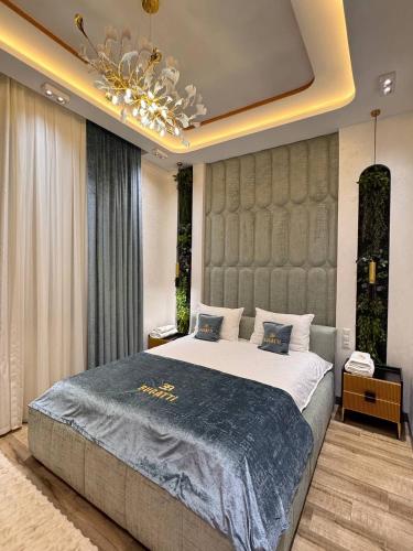 Paradise Corner Bugatti in Yusufkhona