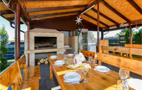 ทัศนียภาพภายนอกโรงแรม, Gorgeous Home In Gracec With Sauna in เซสเวตสกี คราลเยเวซ