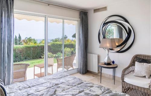 Four-Bedroom Holiday Home image 6