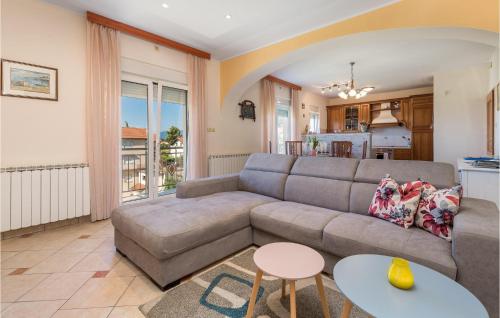 Cozy Apartment In Viskovo With Wifi in Marcelji