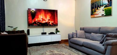 Lovely and Spacious One Bed Room Rosslyn Hill Apartment Ruaka in Ruaka