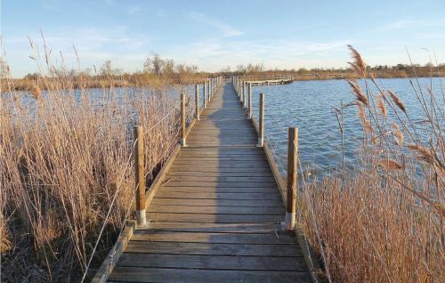 Holiday Home Aigues-Mortes with Sea View 02 - image 13