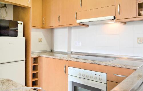 Two-Bedroom Apartment image 5
