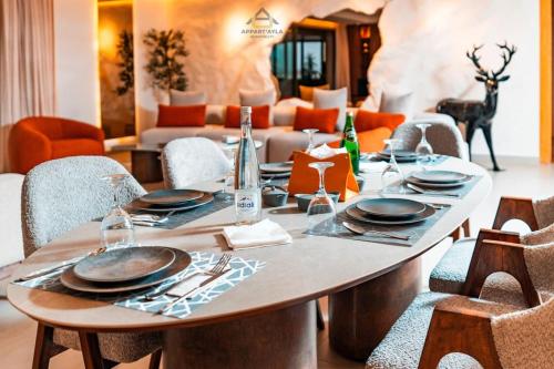 Royal Senior Suite 3Bd & 3Ba -By Appart Ayla in Sour Jdid