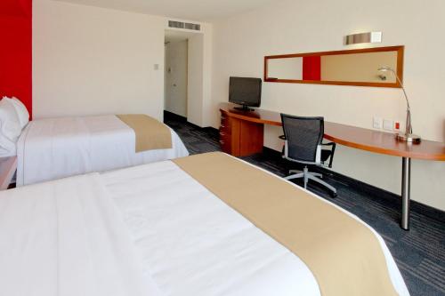 610024148 Holiday Inn Express Guadalajara Expo by IHG