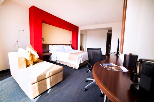 610024159 Holiday Inn Express Guadalajara Expo by IHG