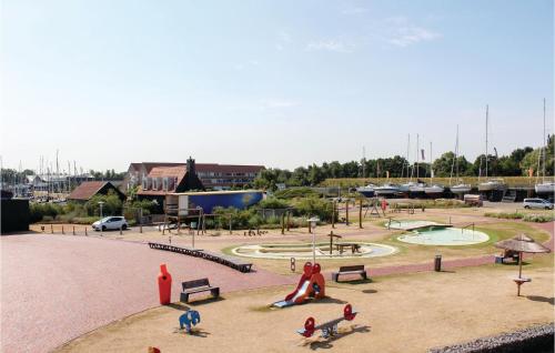 Two-Bedroom Holiday Home in Bruinisse - image 13