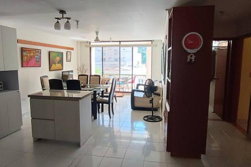 Apartamento en El Rodadero norte - image 4