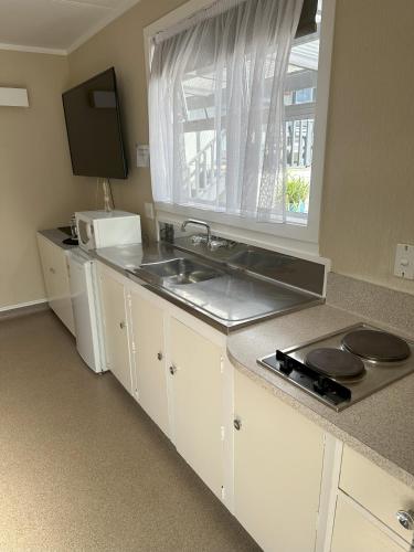 ห้องครัว, โททารา ลอดจ์ โมเทล (Totara Lodge Motel) in เลวิน