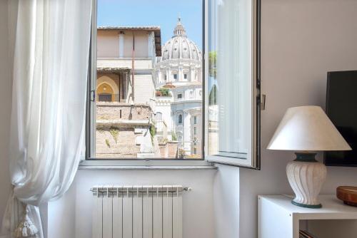 Casa Marchese Lucia, Roma