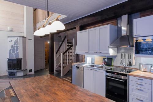 Koskikara in Akaslompolo