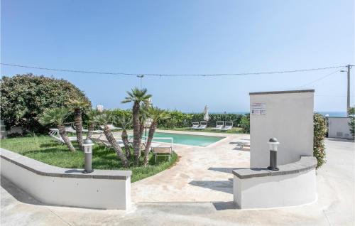 Peldbaseins, Cozy Apartment In Cava D'aliga With Wifi in Cava D'Aliga