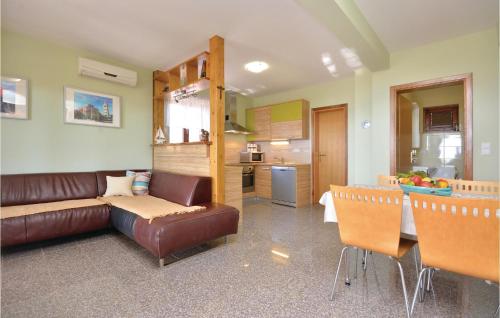 Amazing Home In Maslenica With Kitchen