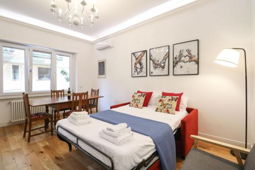 Casilina 403 Spacious Apartment 3BDR and 3 BATH, Roma (foto 8)
