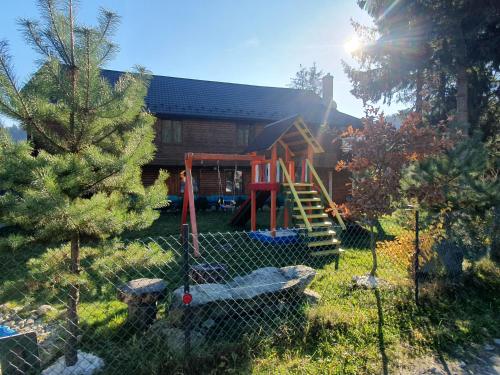 Krym, Yaremtche (photo 11)