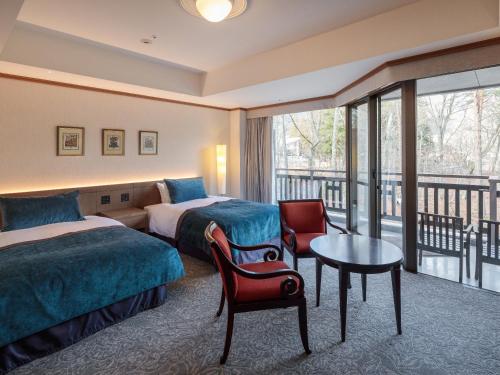 Standard Alps Twin Room with Balcony