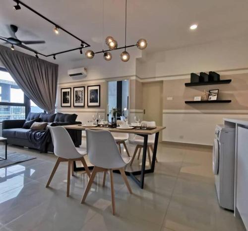 Arte Plus Jalan Ampang, KLCC Level 35 Arte Plus Jalan Ampang, KLCC Level 35