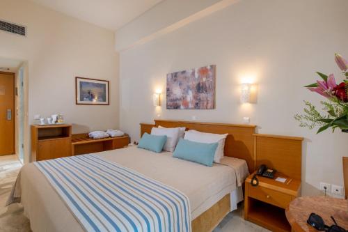 Minos Hotel - image 9