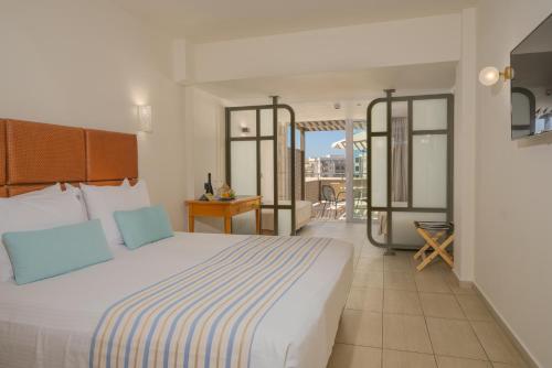 Minos Hotel - main image