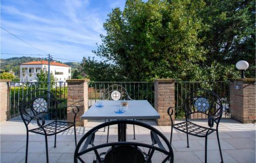  Amazing Apartment In Miglianico With Wifi in Miglianico