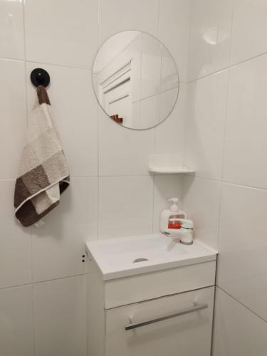 Private Room in Shared Apartment in the Center of Nice, Nice (fotografie 10)