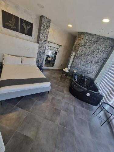 Deluxe Suite with Spa Bath