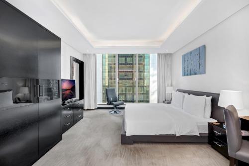 Superior One-Bedroom Suite image 1