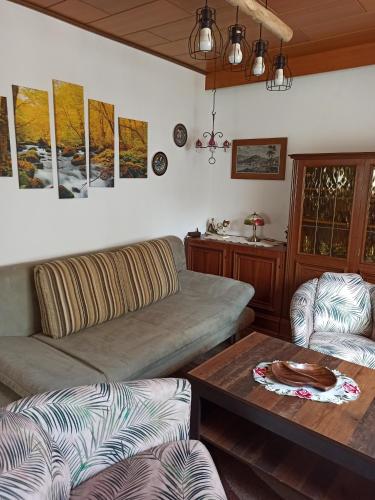 Ferienwohnung mit Terrasse für 1-4 Personen (Ferienwohnung mit Terrasse fur 1-4 Personen) in Altena
