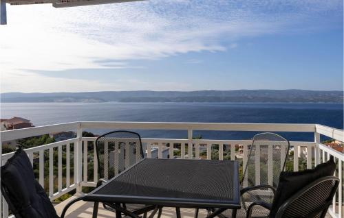 2 Bedroom Amazing Apartment In Stanici