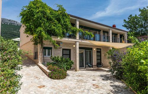Zunanjost, Beautiful Home In Kastel Luksic in Kaštel Lukšič