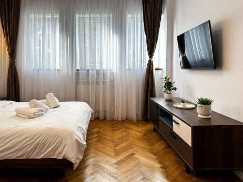 Carol in WoodLand Central Studio