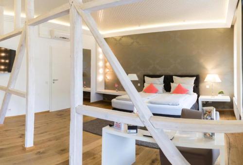 Haven Hotels - Helvetia Suites Dusseldorf City - Dusseldorf