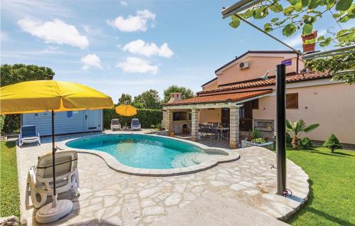 Nice Home In Pula With Kitchen