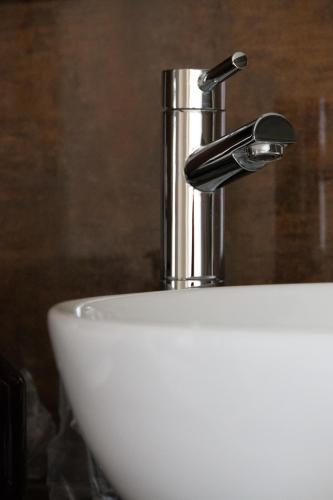 Longbridge House - image 7