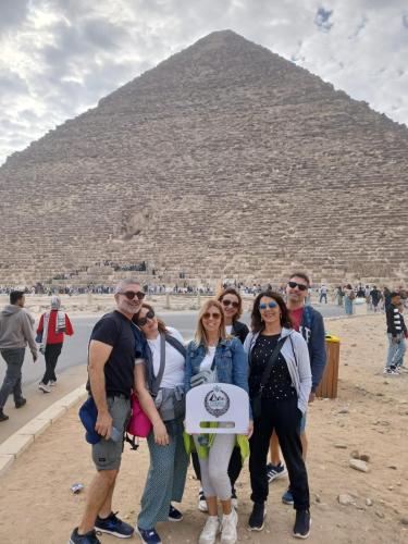 garden pyramid view - image 13