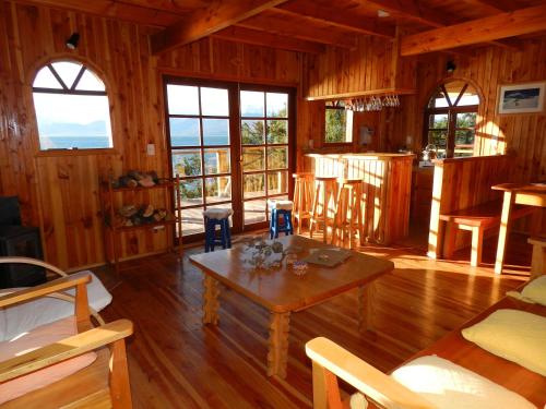 Terra Luna Lodge in Puerto Trankvilo