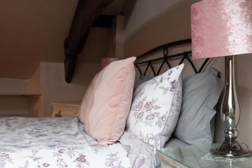 Longbridge Cottage - image 5