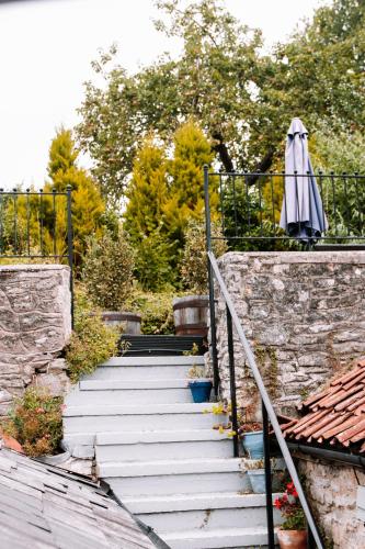 Longbridge Cottage - image 13