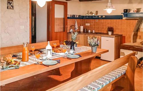 Viesnīcas āriene, Three-Bedroom Holiday Home In Dragozetici in Dragozetici