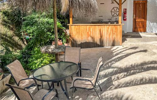 Beautiful home in Rute w/ Jacuzzi Outdoor swimming pool and 2 Bedrooms - image 14