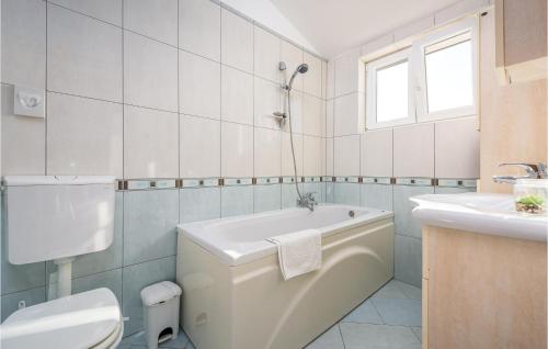 Nice Apartment In Basanija With Wifi Nice Apartment In Basanija With Wifi